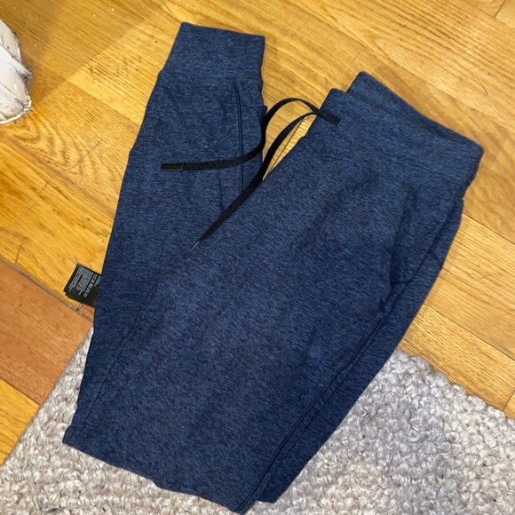 Lululemon Ready to Rulu Jogger - Picture 3 of 5